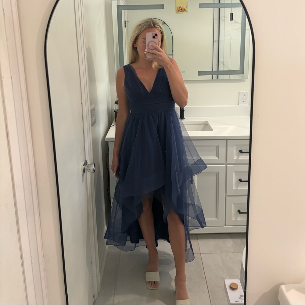 Chi Chi London Pleated Dress NWT - Picture 2 of 5